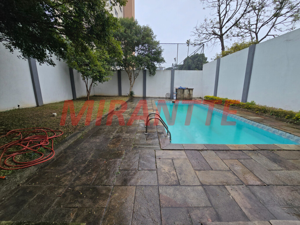 Casa terrea de 290m² com 5 quartos em Jardim Tremembé