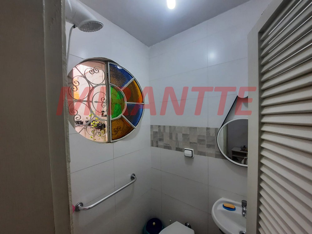 Sobrado de 113m² com 4 quartos em Jaçana
