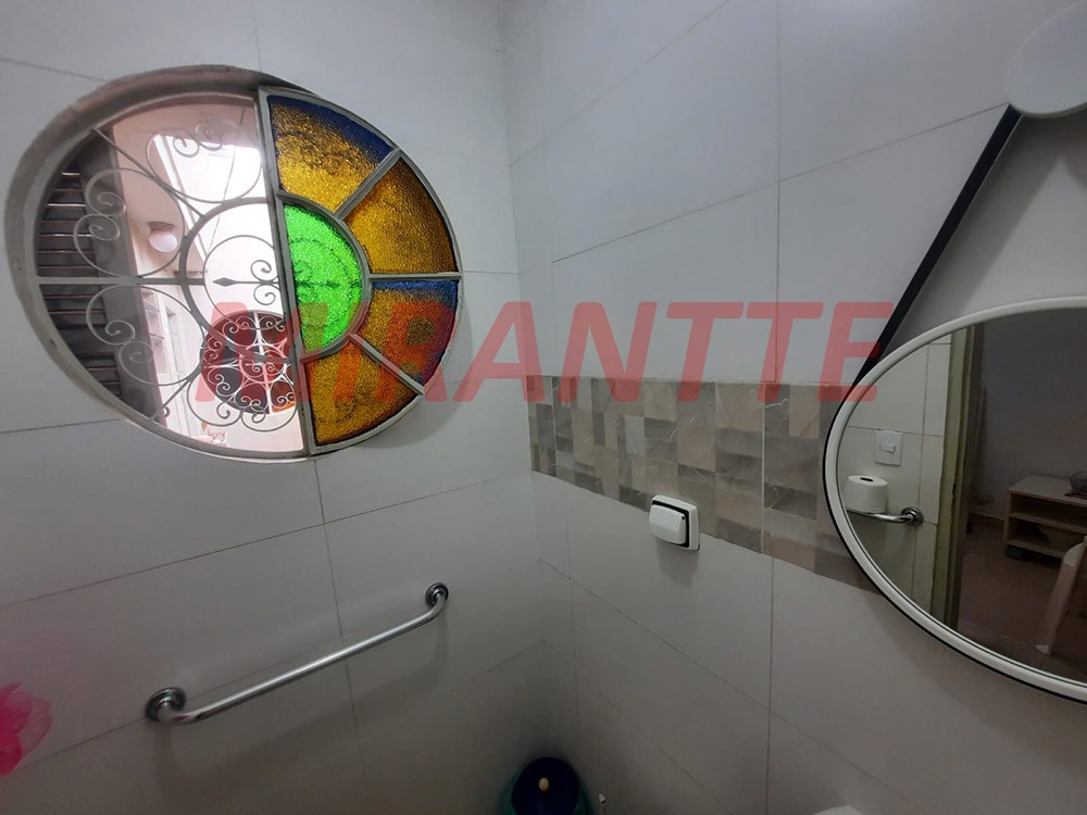 Sobrado de 113m² com 4 quartos em Jaçana