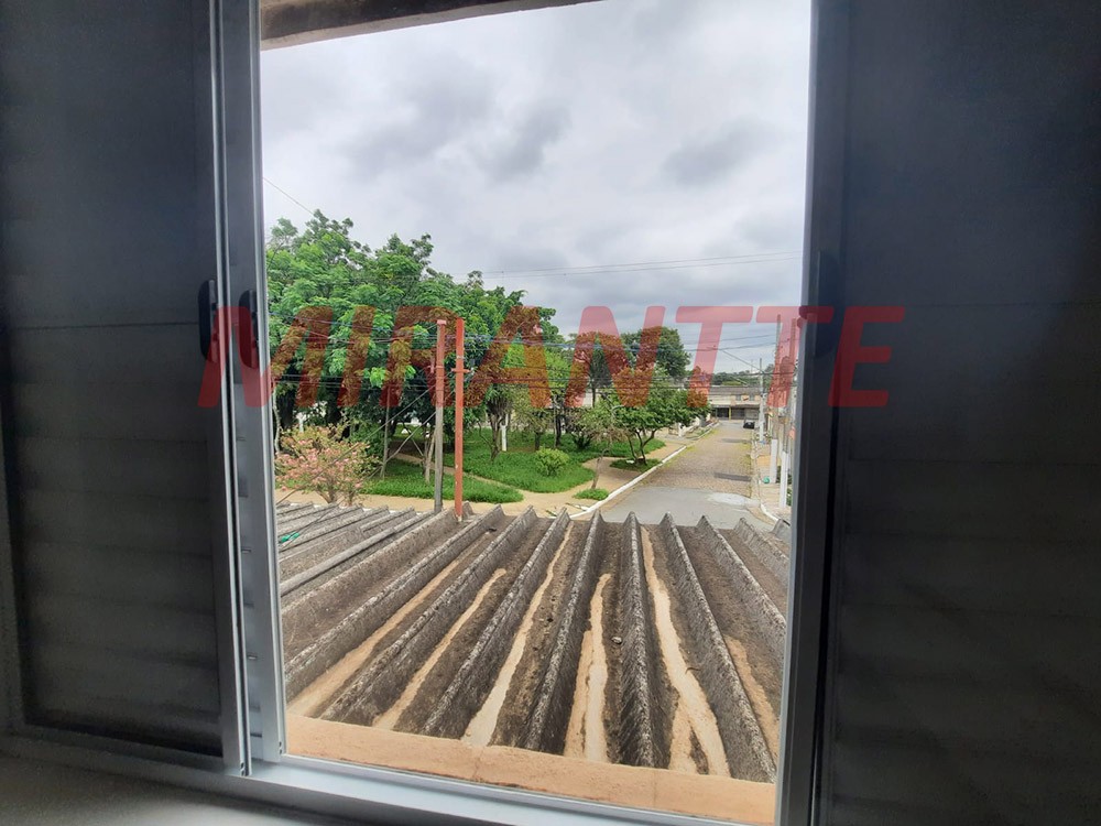 Sobrado de 113m² com 4 quartos em Jaçana