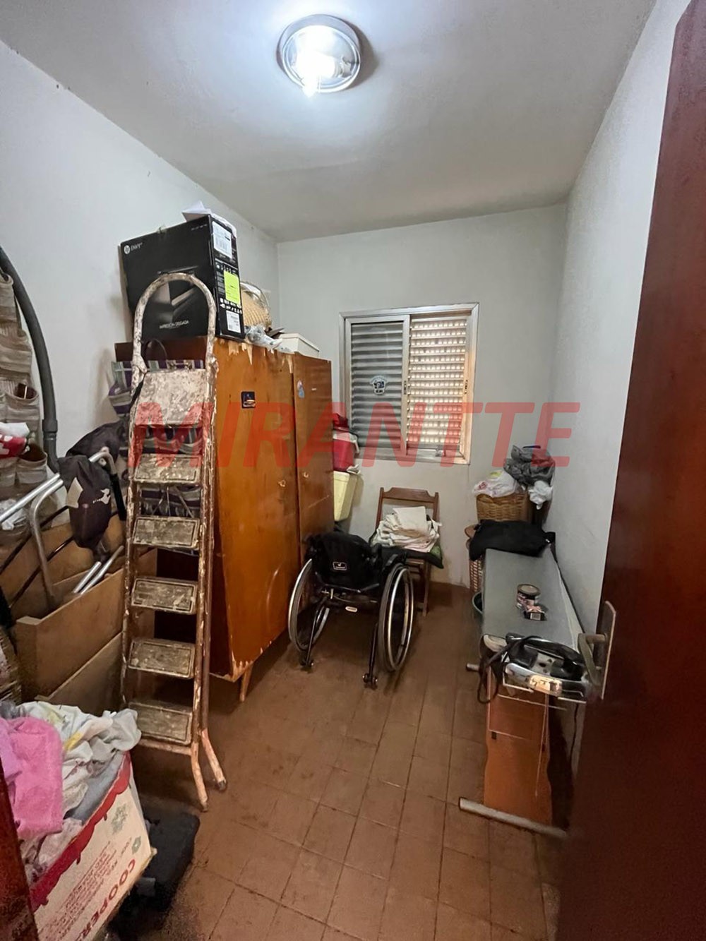 Sobrado de 295m² com 4 quartos em Parada Inglesa