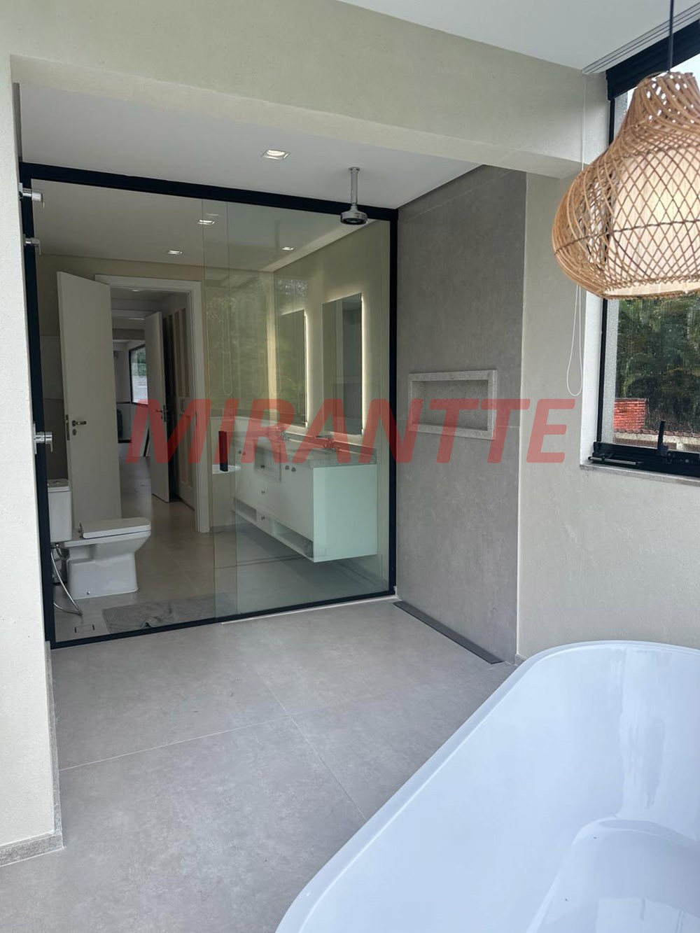 Sobrado de 355m² com 4 quartos em RIVIERA DE SAO LOURENCO