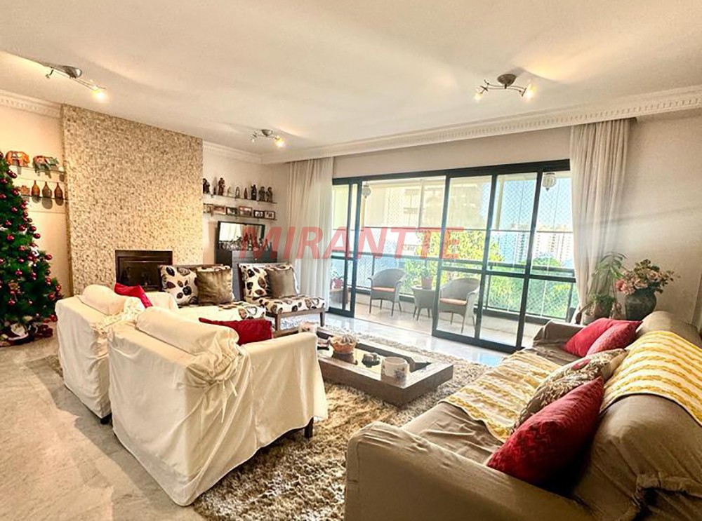 Apartamento de 198m² com 4 quartos em Santana
