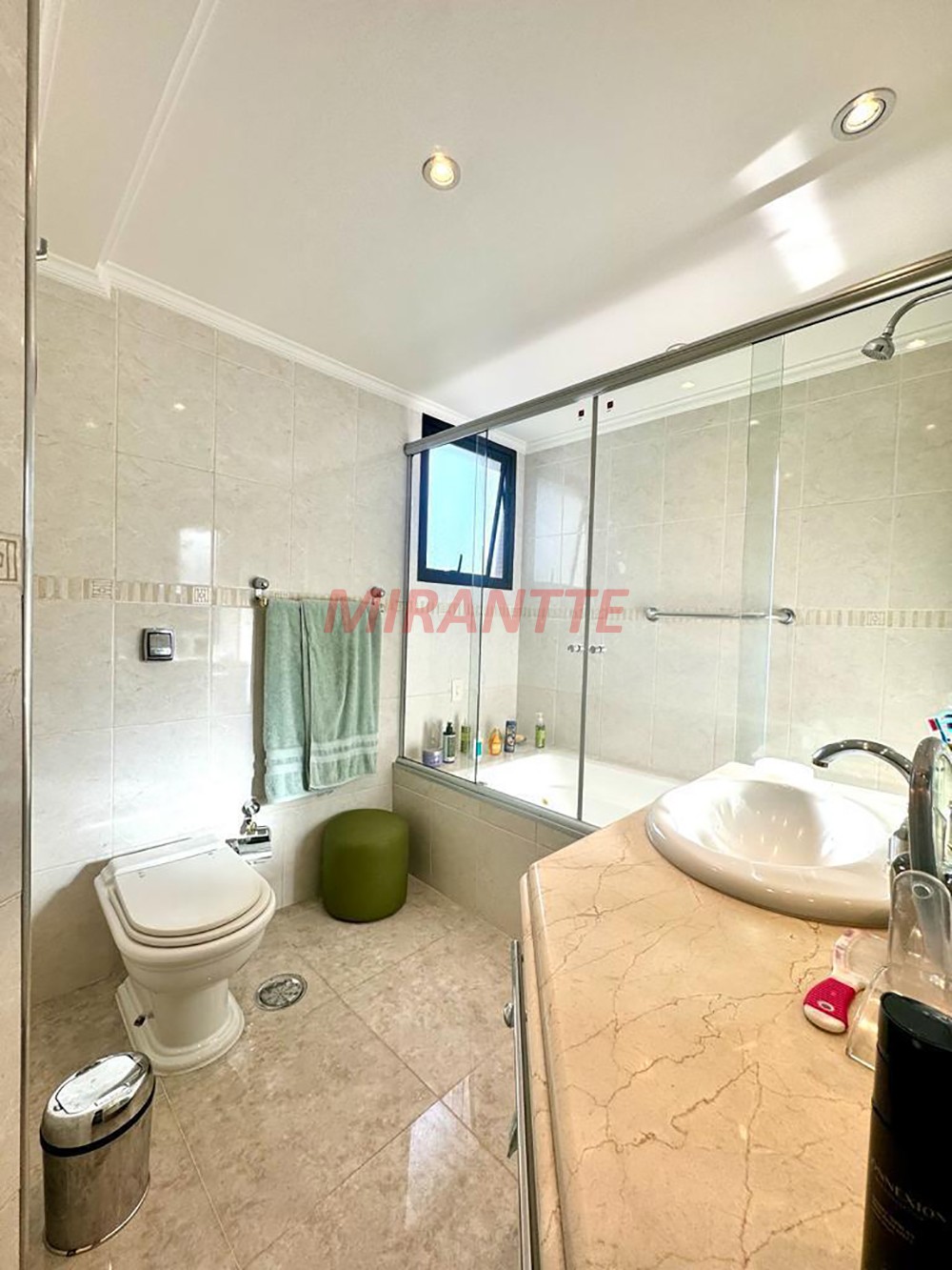 Apartamento de 198m² com 4 quartos em Santana