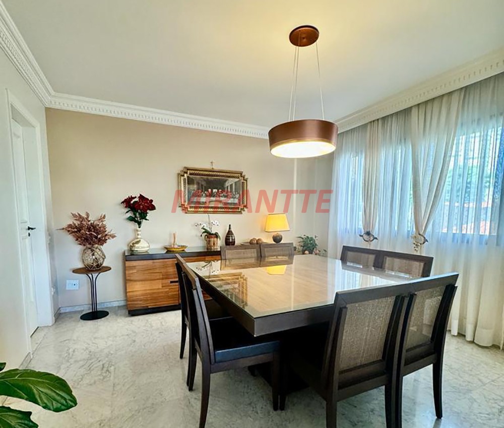 Apartamento de 198m² com 4 quartos em Santana