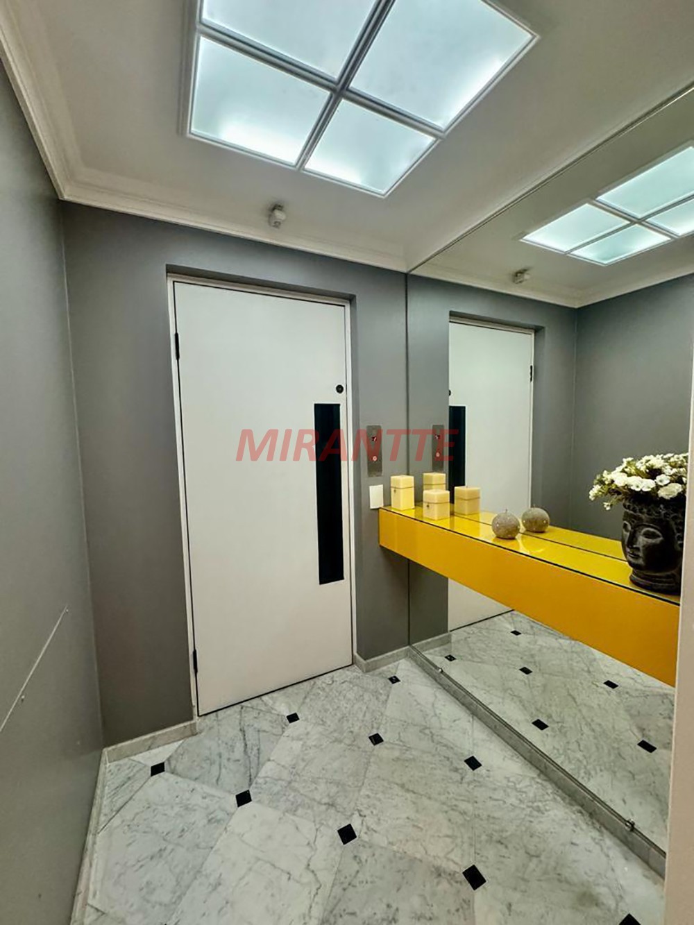 Apartamento de 198m² com 4 quartos em Santana