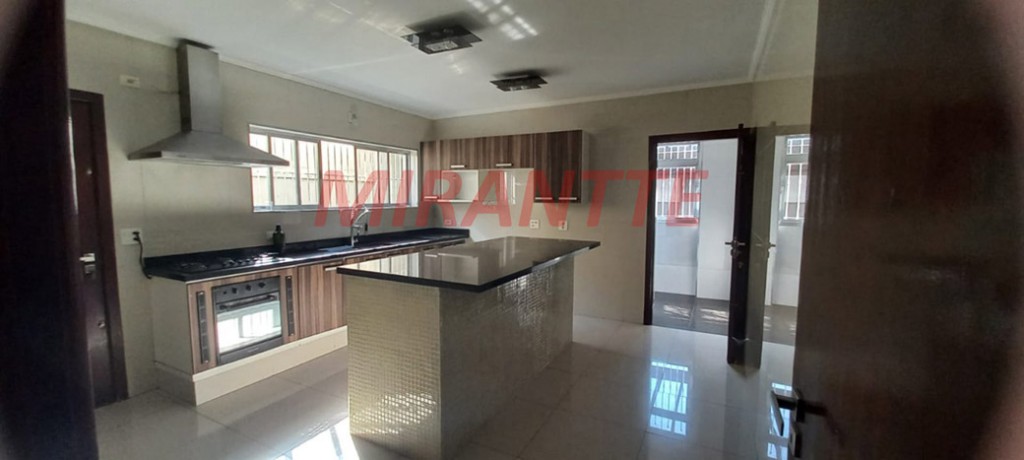 Sobrado de 530m² com 3 quartos em Lauzane Paulista