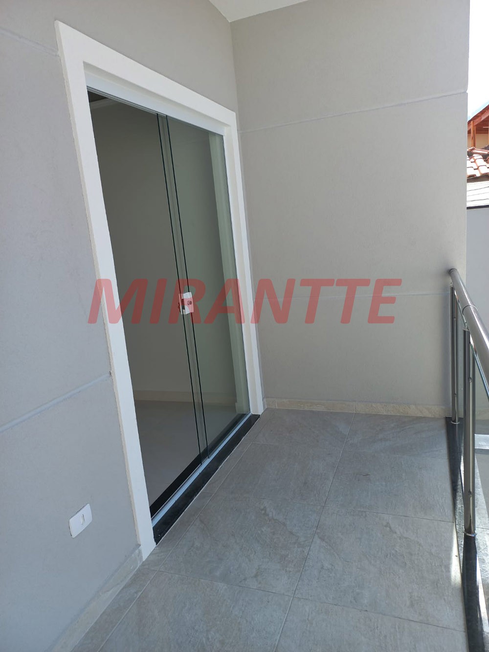 Sobrado de 140m² com 3 quartos em Vila Nivi