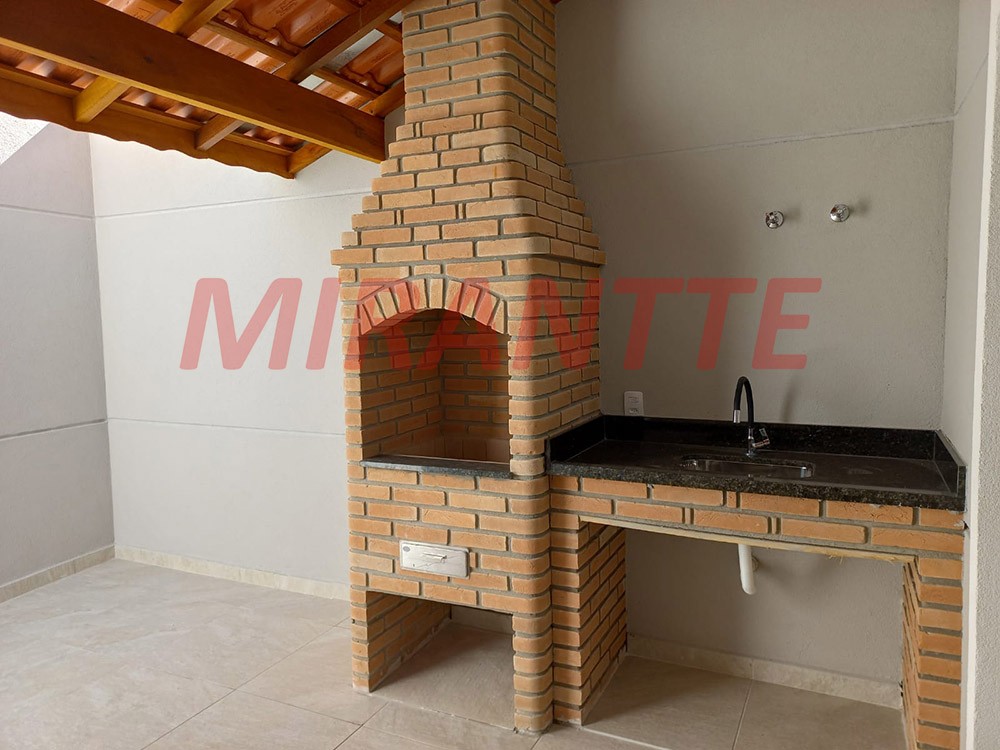 Sobrado de 140m² com 3 quartos em Vila Nivi