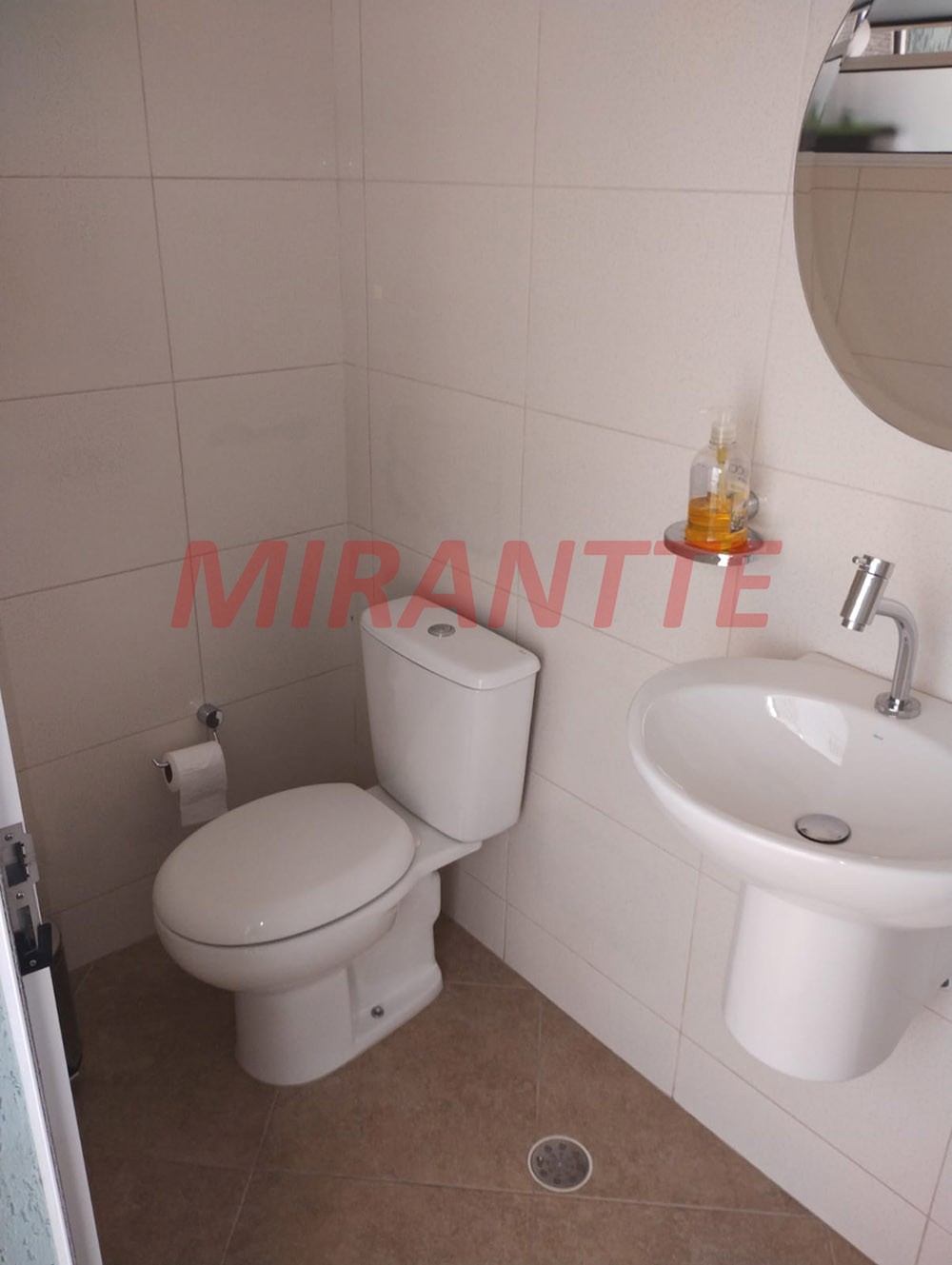 Sobrado de 189m² com 3 quartos em Vila Aurora