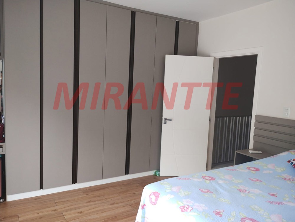 Sobrado de 189m² com 3 quartos em Vila Aurora
