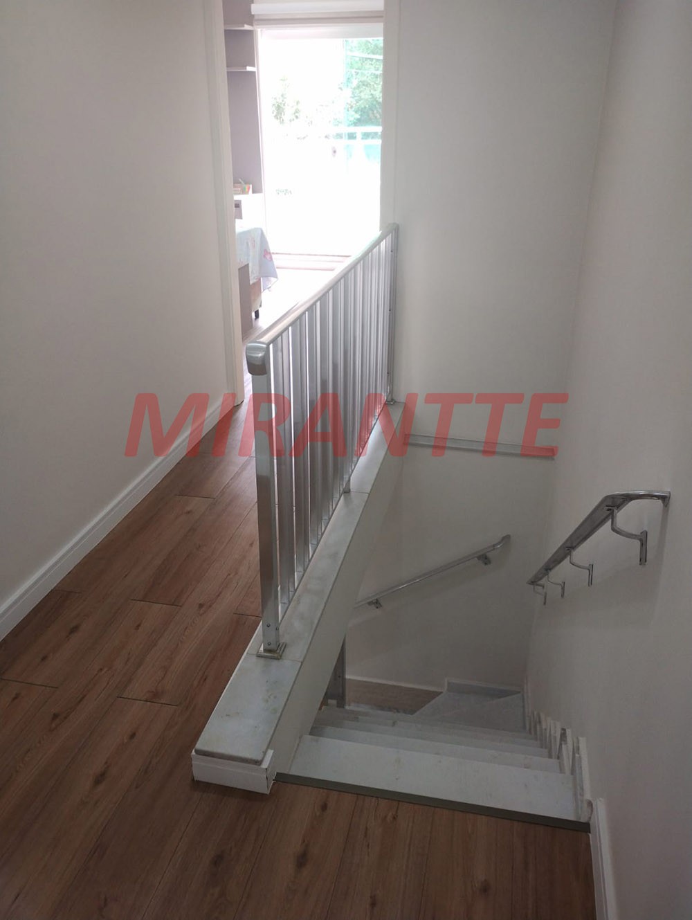 Sobrado de 189m² com 3 quartos em Vila Aurora