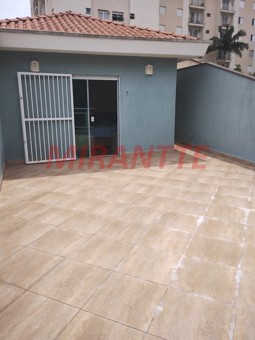 Sobrado de 189m² com 3 quartos em Vila Aurora