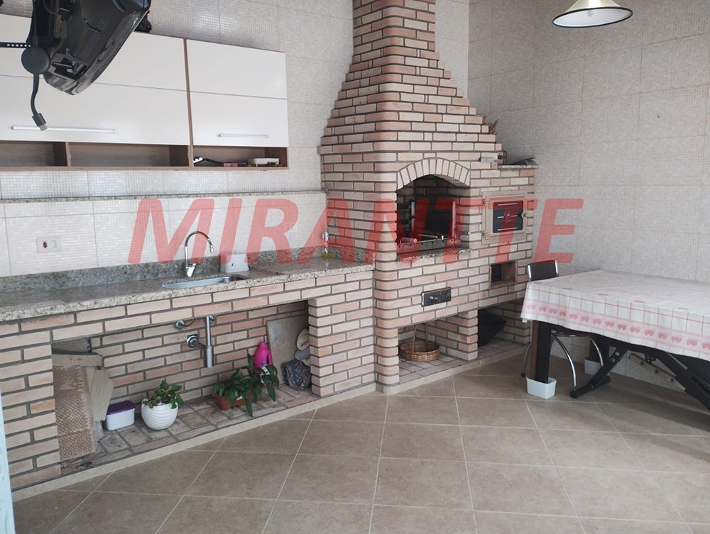 Sobrado de 189m² com 3 quartos em Vila Aurora