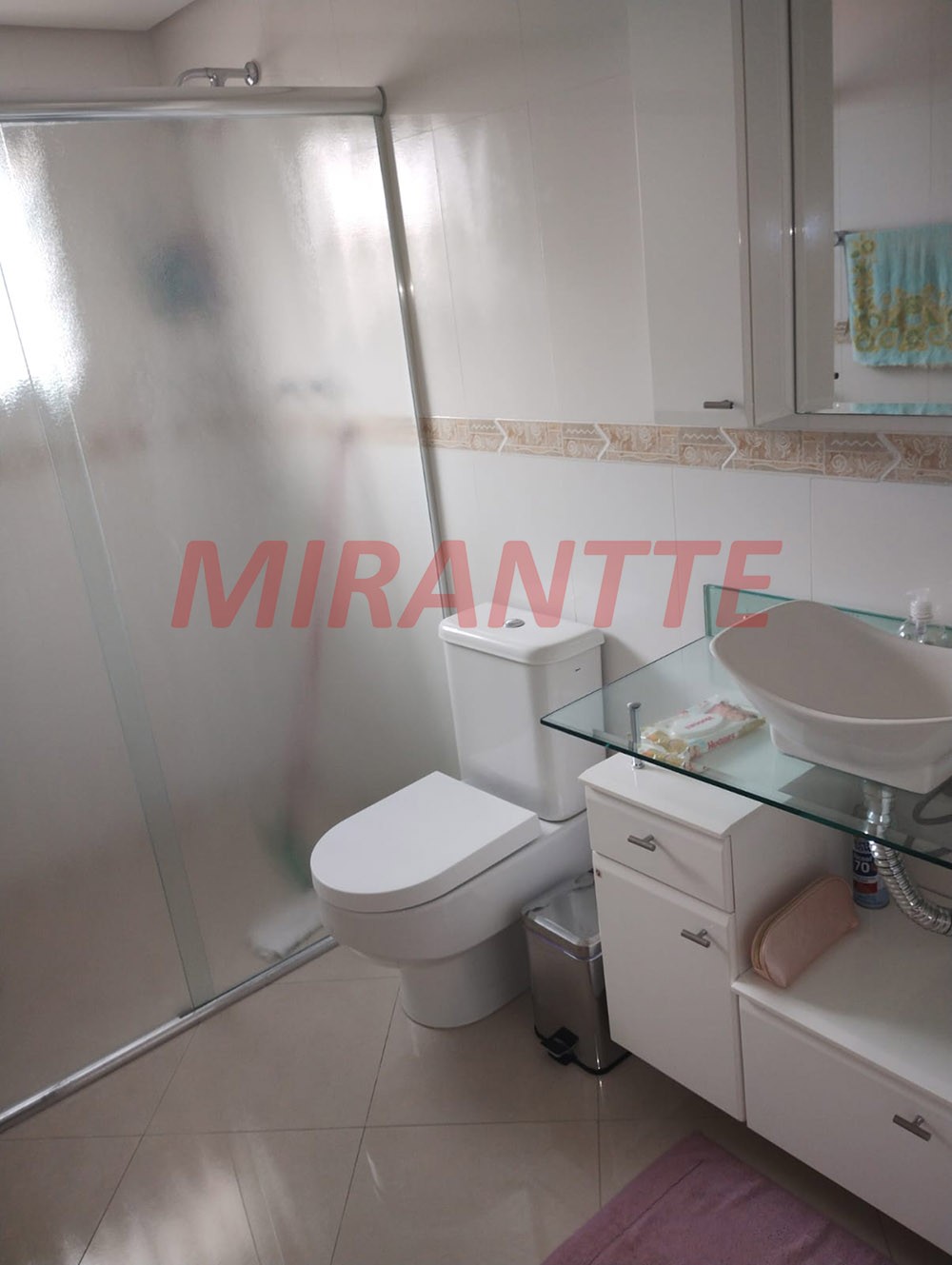 Sobrado de 189m² com 3 quartos em Vila Aurora