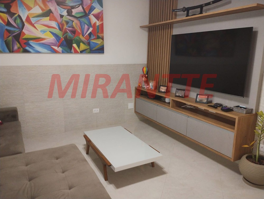 Sobrado de 189m² com 3 quartos em Vila Aurora