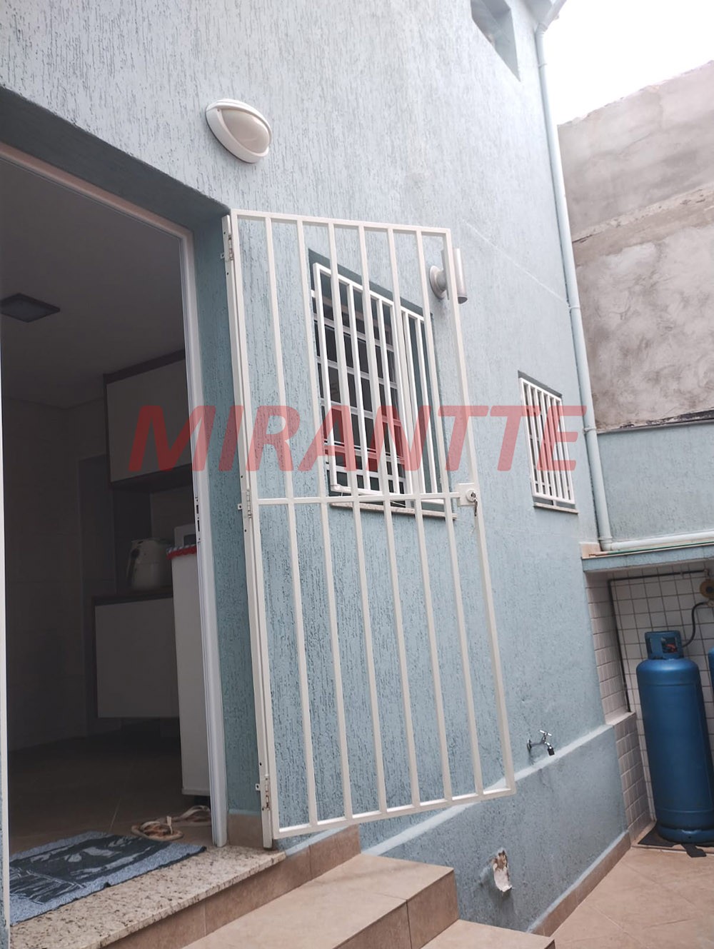 Sobrado de 189m² com 3 quartos em Vila Aurora