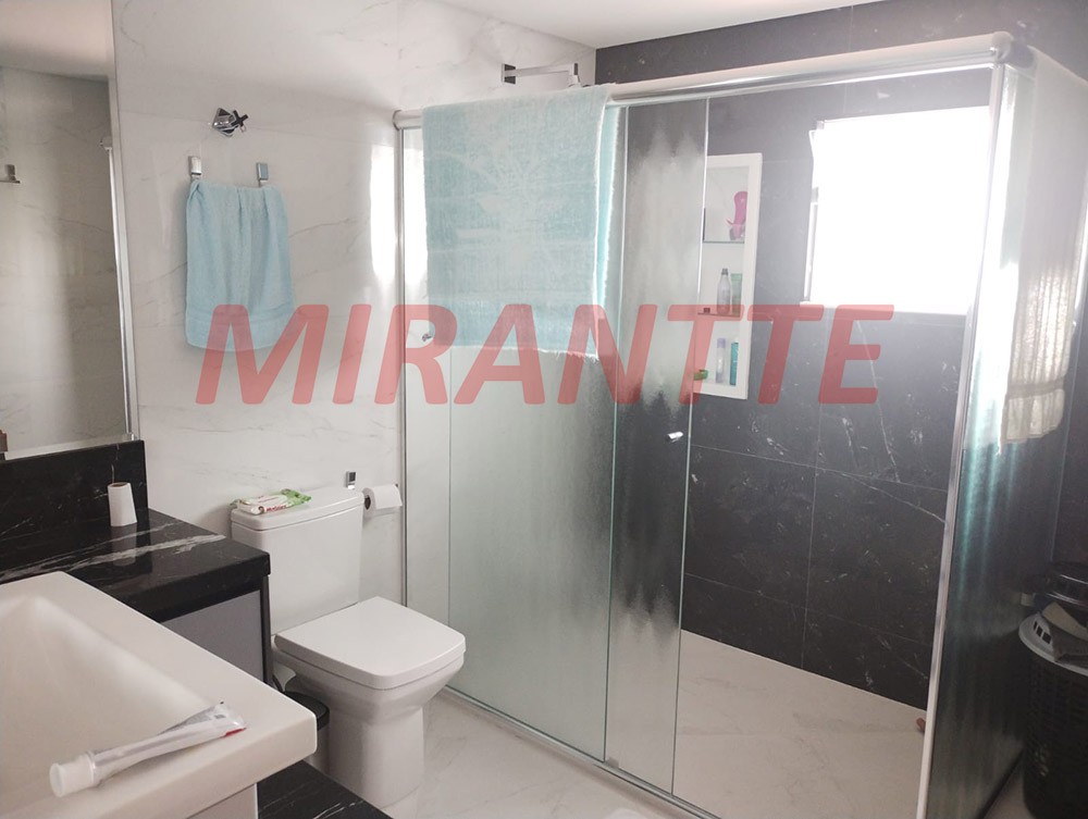 Sobrado de 189m² com 3 quartos em Vila Aurora