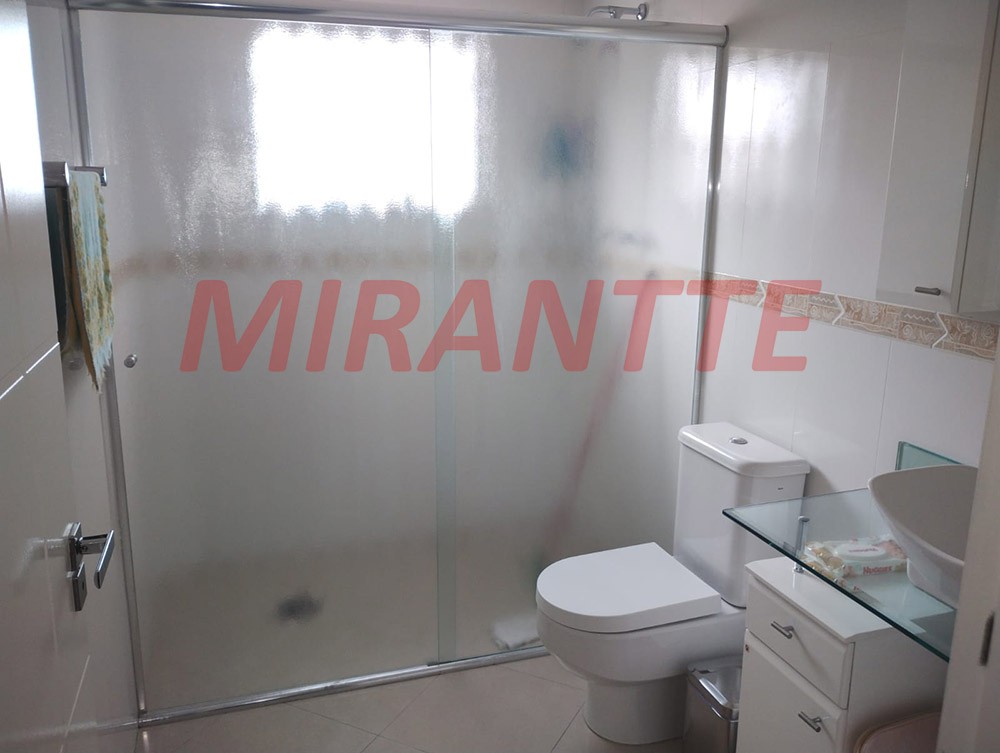 Sobrado de 189m² com 3 quartos em Vila Aurora
