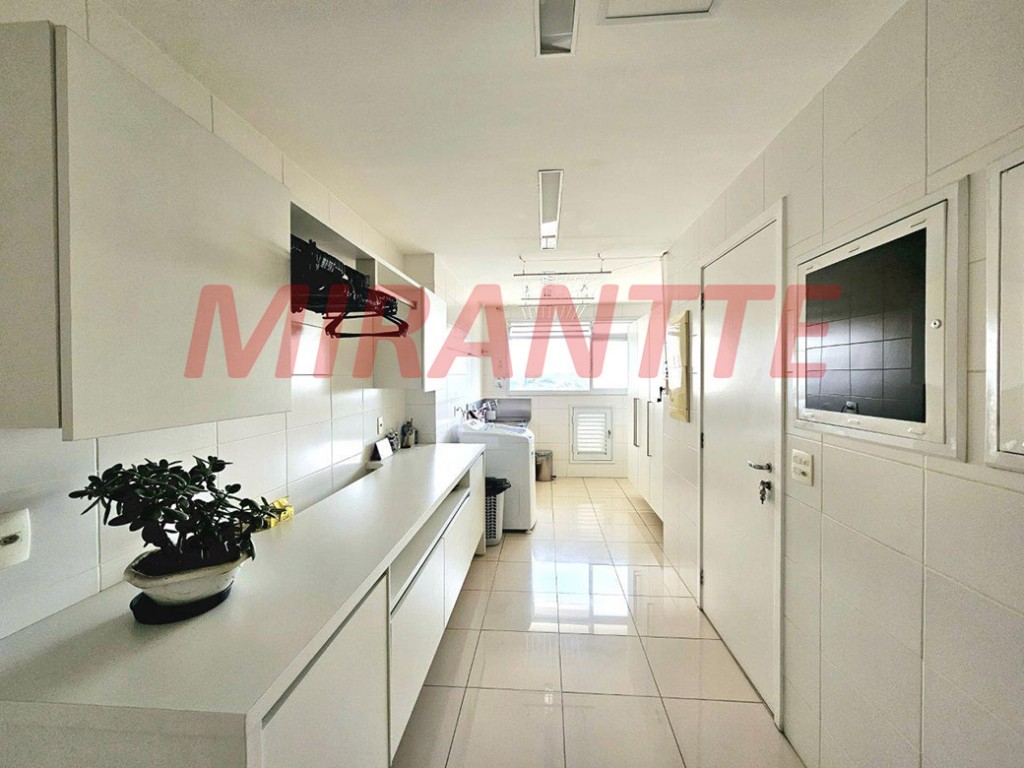 Apartamento de 385m² em Campo Belo