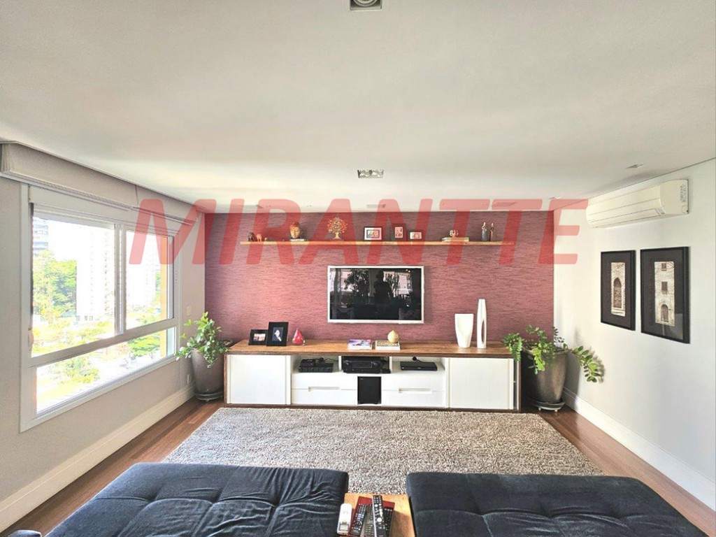 Apartamento de 385m² em Campo Belo