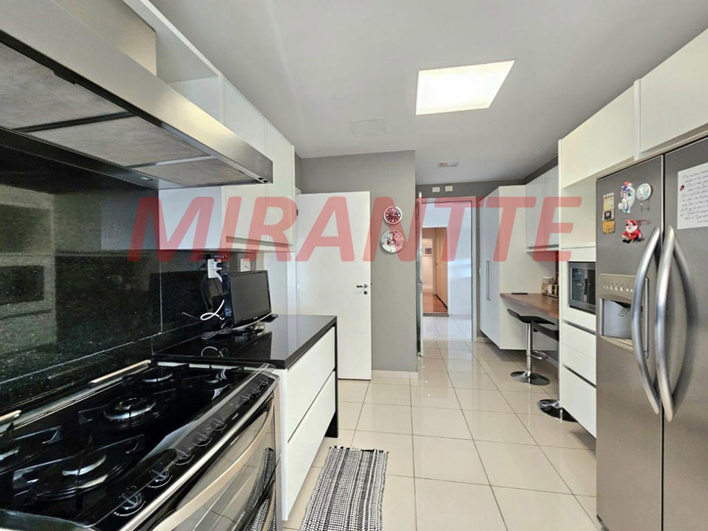 Apartamento de 385m² em Campo Belo