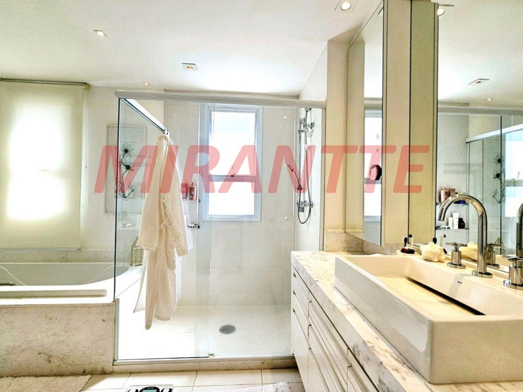 Apartamento de 385m² em Campo Belo