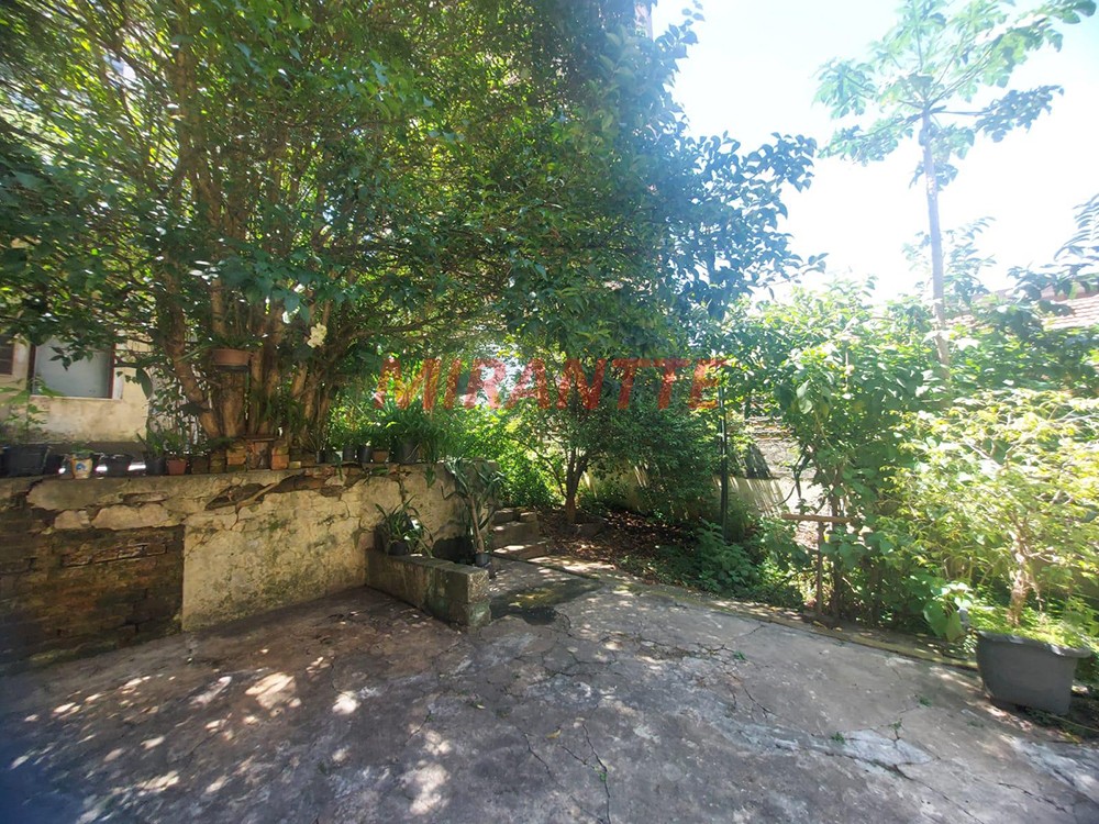 Terreno de 280m² em Santana