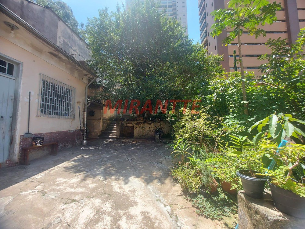 Terreno de 280m² em Santana