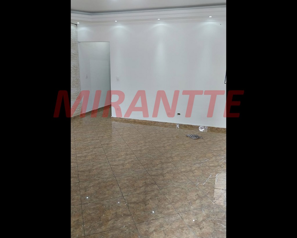 Sobrado de 250m² com 4 quartos em Parque Continental