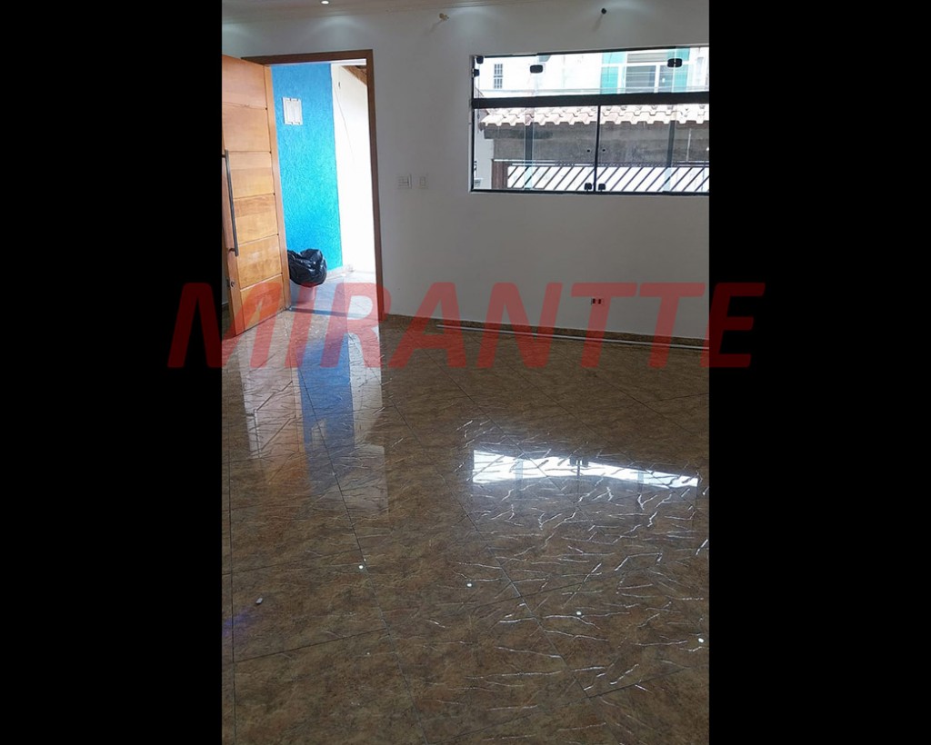 Sobrado de 250m² com 4 quartos em Parque Continental