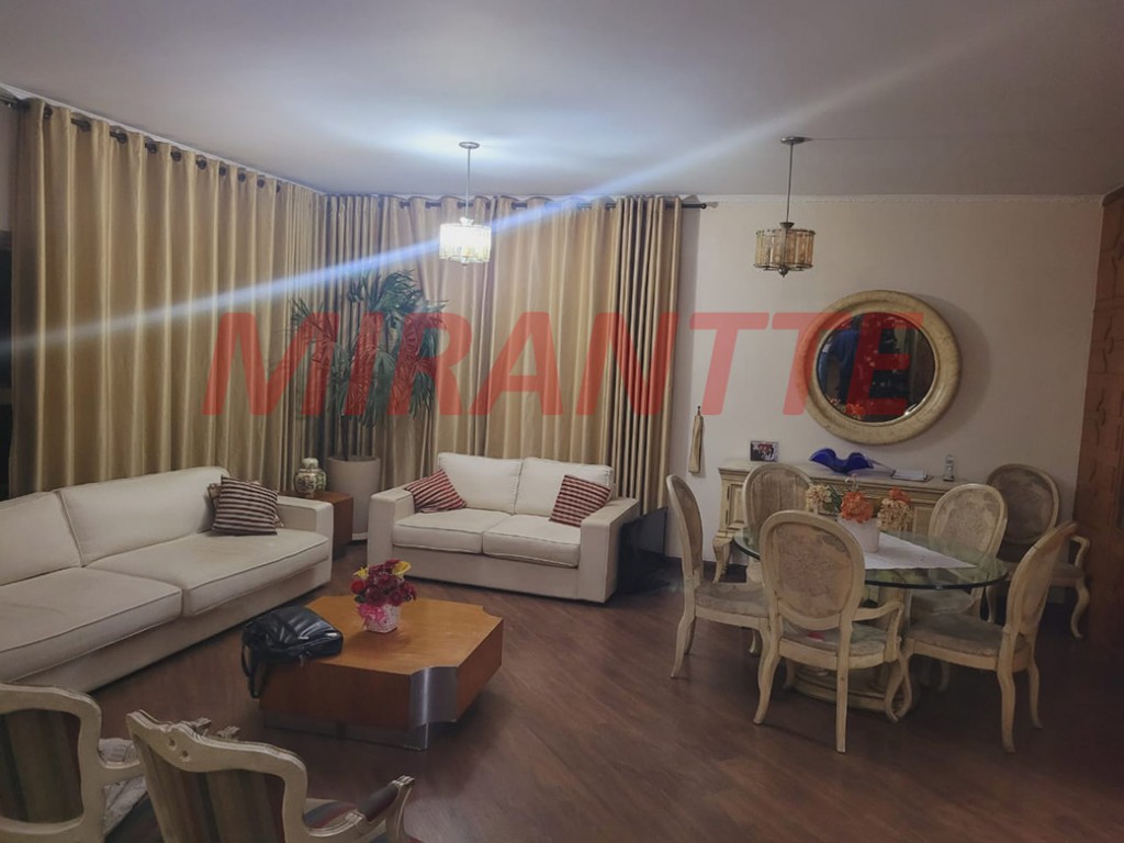 Comercial de 590m² com 4 quartos em Vila Rosália