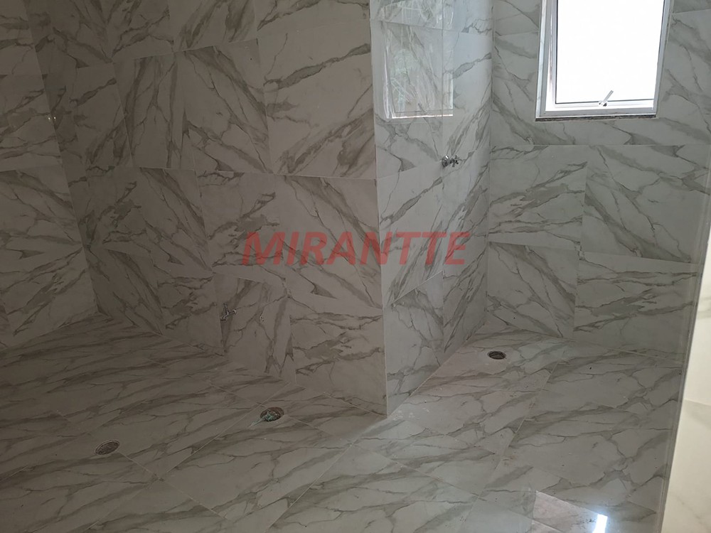 Sobrado de 320m² com 3 quartos em PARQUE PETROPOLIS