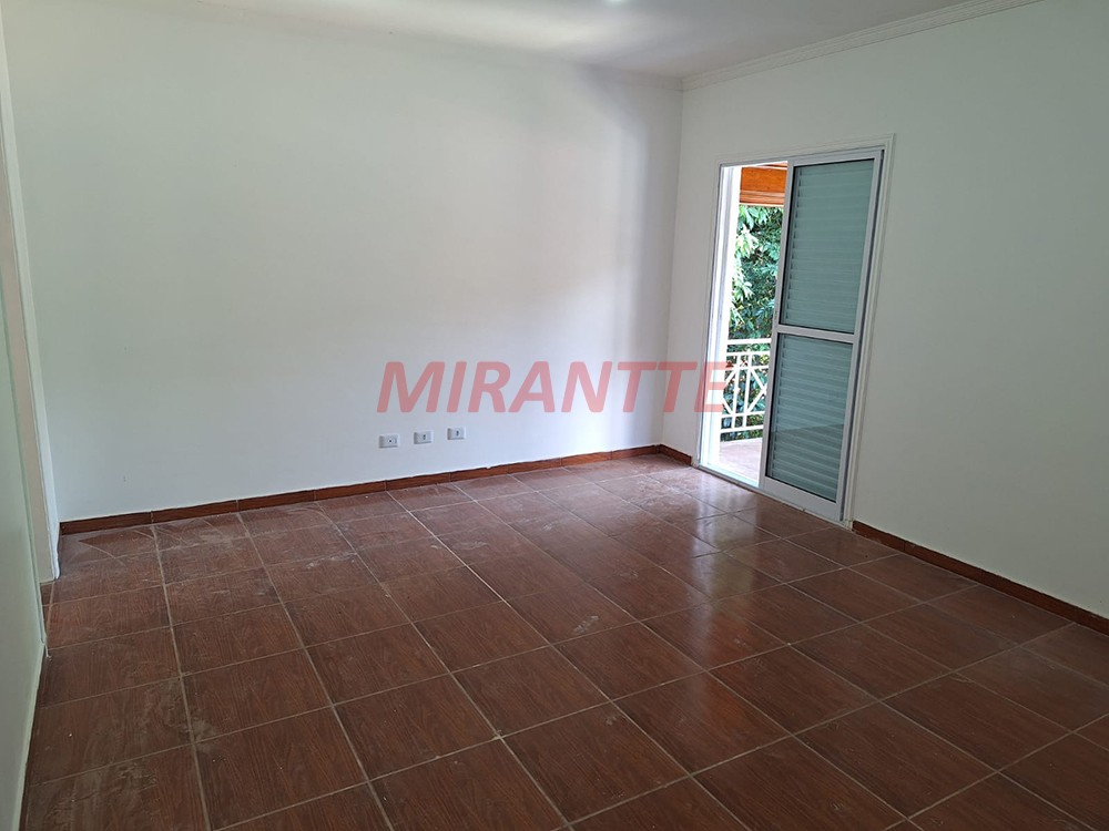 Sobrado de 320m² com 3 quartos em PARQUE PETROPOLIS