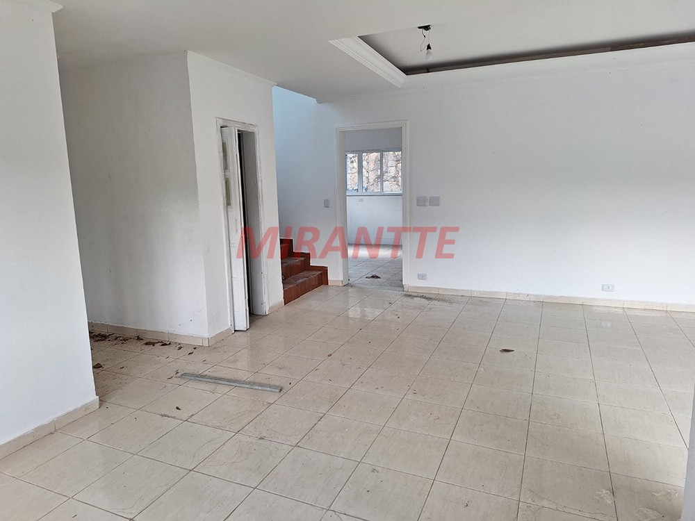 Sobrado de 320m² com 3 quartos em PARQUE PETROPOLIS