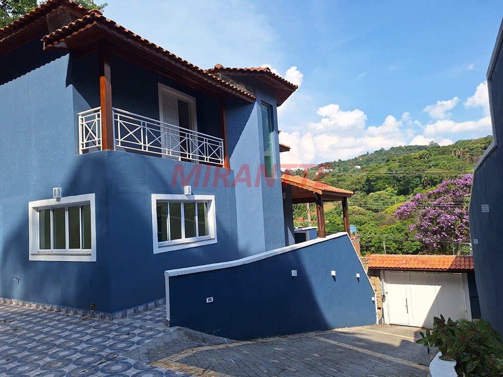 Sobrado de 320m² com 3 quartos em PARQUE PETROPOLIS