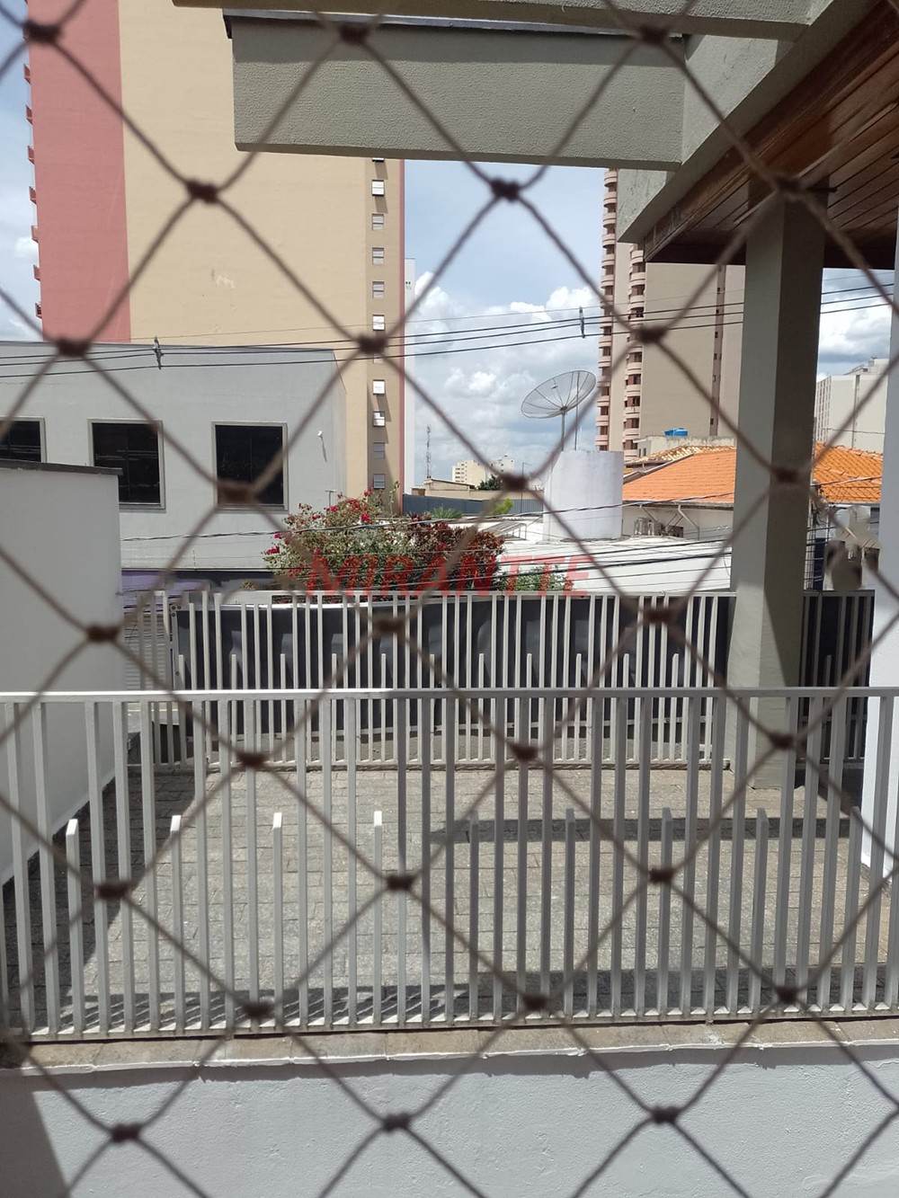 Sobrado de 290m² com 3 quartos em Vila Hortência