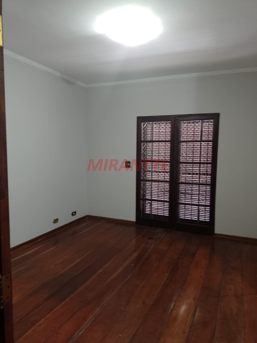 Sobrado de 290m² com 3 quartos em Vila Hortência