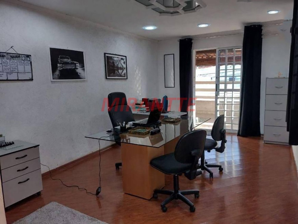 Sobrado de 230m² com 5 quartos em Jardim Popular