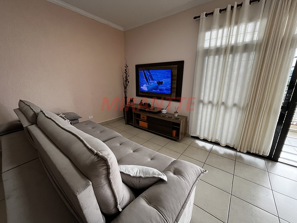 Sobrado de 400m² com 5 quartos em Tremembe