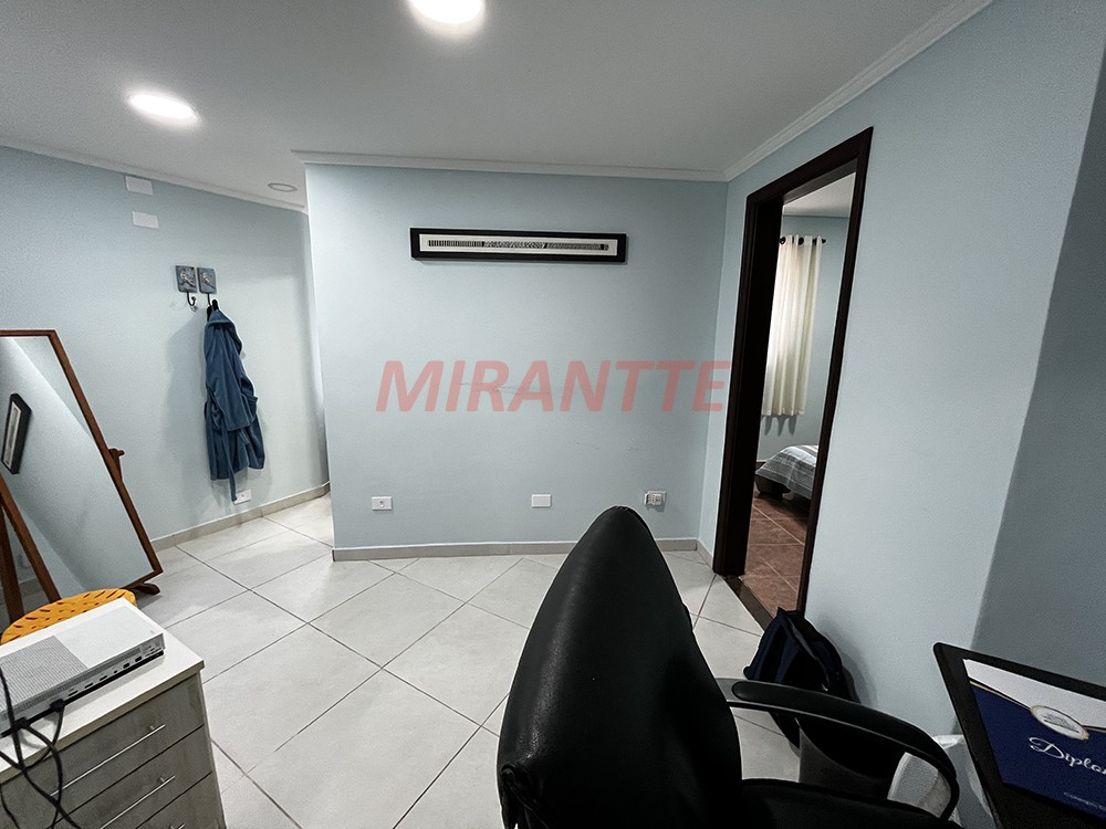 Sobrado de 400m² com 5 quartos em Tremembe