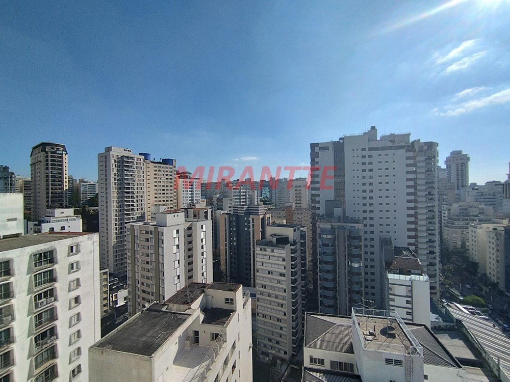 Apartamento de 75m² com 2 quartos em Santa Cecilia