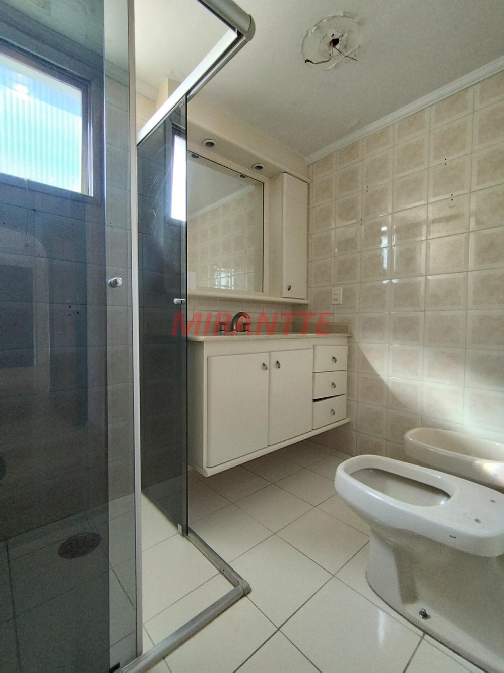 Apartamento de 75m² com 2 quartos em Santa Cecilia