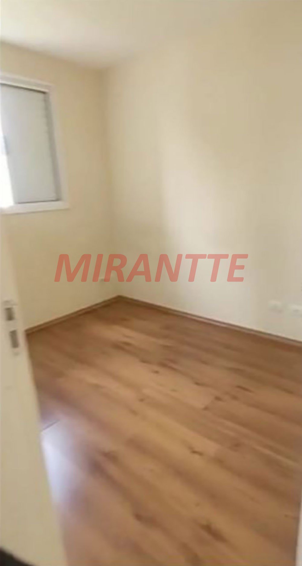 Apartamento com 2 quartos em Vila Amalia