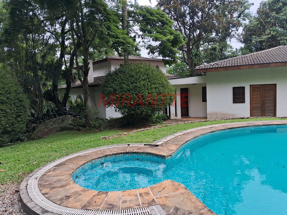 Casa terrea de 645m² com 4 quartos em Serra da Cantareira