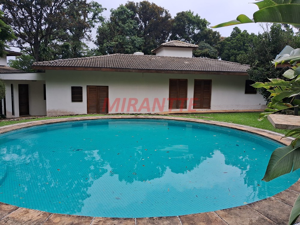 Casa terrea de 645m² com 4 quartos em Serra da Cantareira
