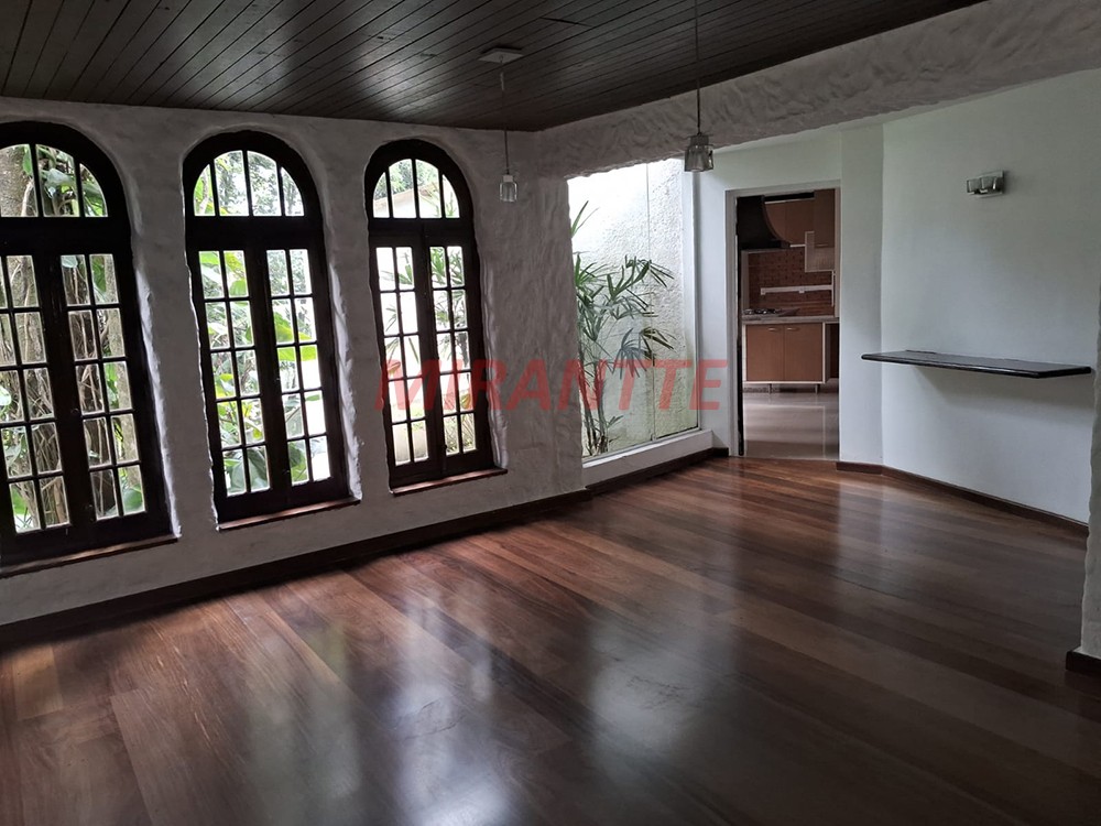 Casa terrea de 645m² com 4 quartos em Serra da Cantareira