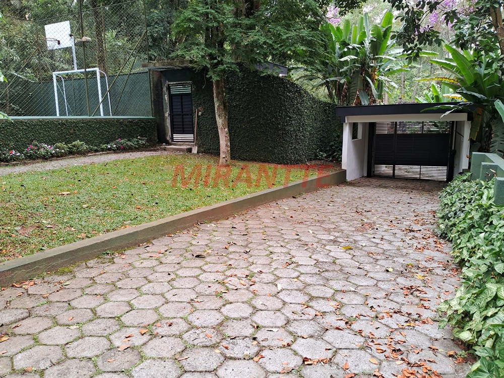 Casa terrea de 645m² com 4 quartos em Serra da Cantareira