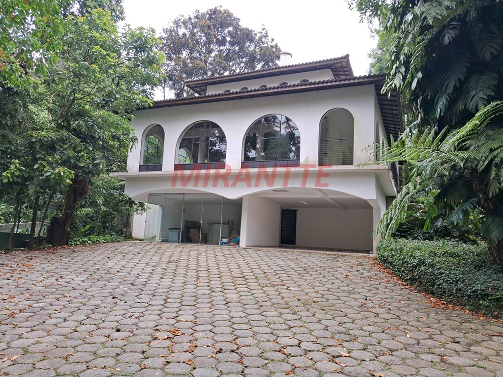 Casa terrea de 645m² com 4 quartos em Serra da Cantareira