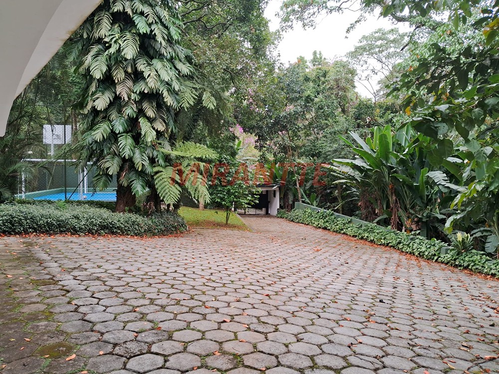 Casa terrea de 645m² com 4 quartos em Serra da Cantareira